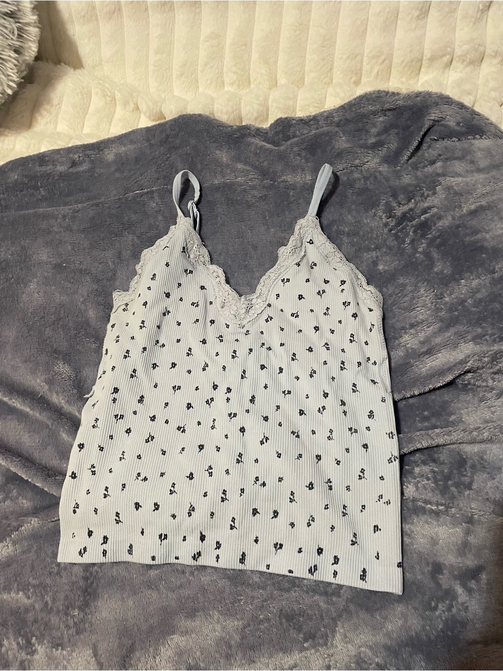 light blue floral laced cami !!!